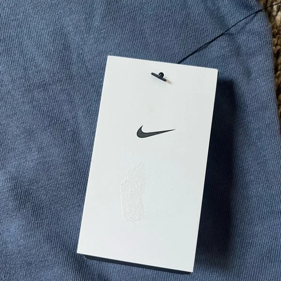 Nike Lebron Tee - Picture 4 of 6